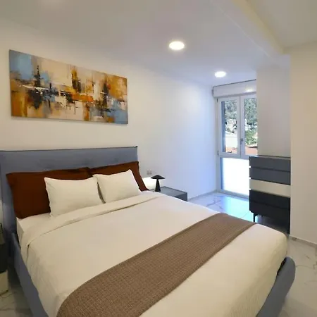 Dolce Vista Mantovani Palace קומו